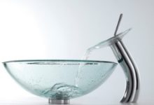 Фото - Стеклянные раковины для ванной: виды, особенности выбора и монтажа