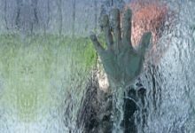 Фото - Водопад по стеклянной поверхности своими руками